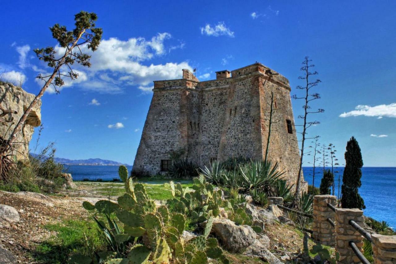 Tropical Andalusian Place Альмуньєкар Екстер'єр фото